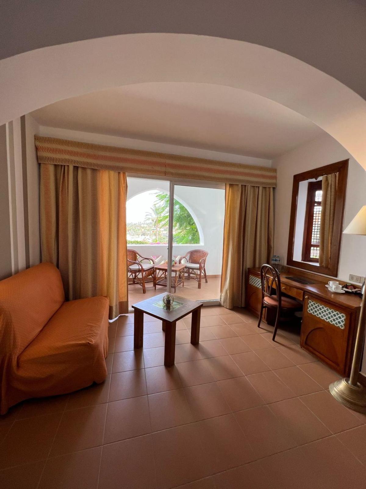 Domina Coral Bay Oasis Hotel Sharm el-Sheikh Exterior foto